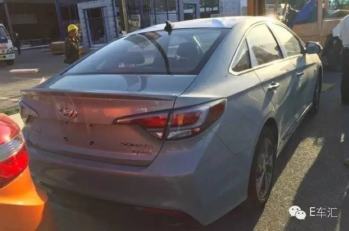 抢鲜看|两个半小时充满电,索九混动版纯电续航35公里!