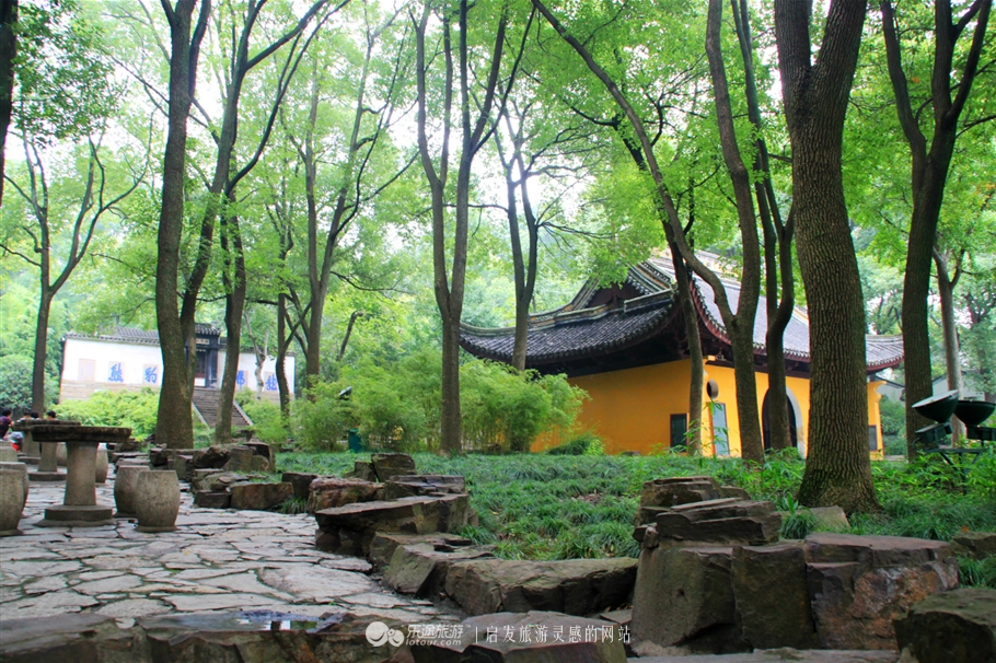 苏州的虎丘被誉为吴中第一名胜,吴中第一名胜