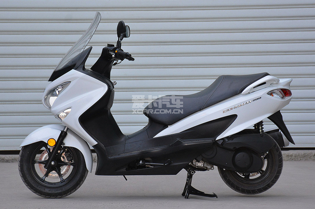 铃木burgman200摩托车价格,铃木burgman125踏板车