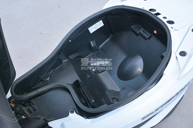 铃木burgman200摩托车价格,铃木burgman125踏板车