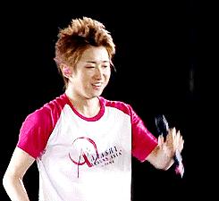 打嗝脚抽筋老办法,胃痉挛日语怎么说