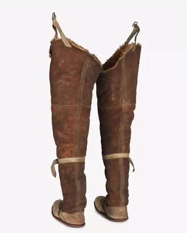 雪地靴有救了怎么穿才会好看,穿什么类型的雪地靴