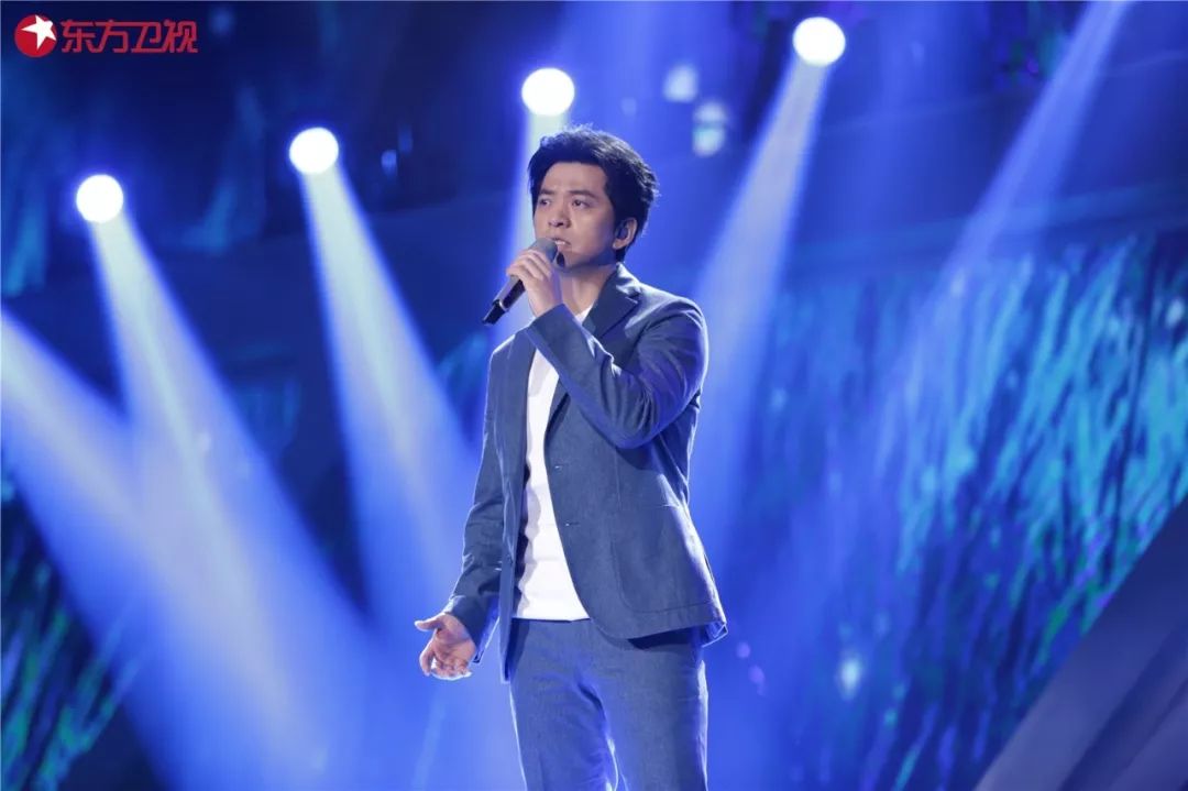 音乐诗人李健演唱会,歌手李健保送清华