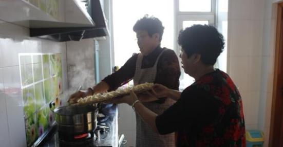 农商银行党建共建志愿服务活动,延边农村商业银行爱丹路支行直播