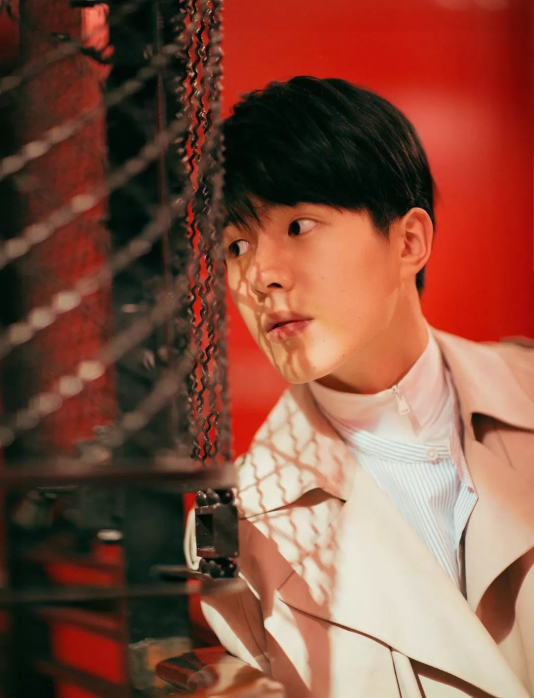 来，考考你｜知道李宇春膝盖上绑着的东西叫什么吗？