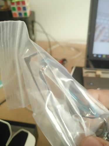 在网上买眼镜的时候一定要买好,千万不要在网上买眼镜