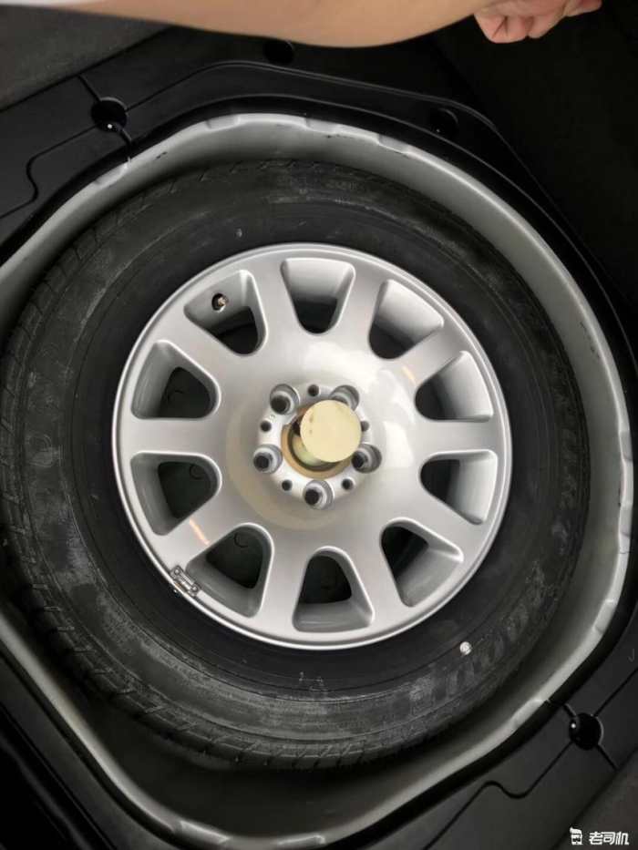 德系车的保值率有多低?当年极品宝马7系如今只要几万块