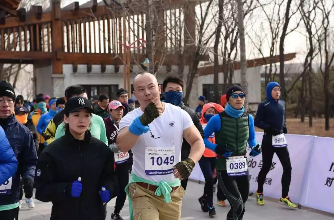 野马跑高速飘是什么原因,野马为什么哭了