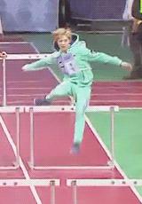 鹿晗踢足球什么水平啊,鹿晗踢足球偶像