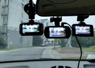 2022新车出厂配备行车记录仪,为什么汽车现在不自带记录仪