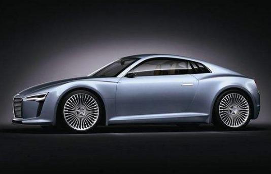 2022新车出厂配备行车记录仪,为什么汽车现在不自带记录仪