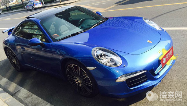 保时捷911婚车队,保时捷911和911敞篷哪个好看