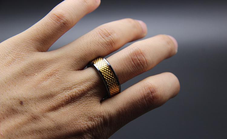 戒指卡在手上怎么去掉,戒指卡在手里拿不出来怎么办