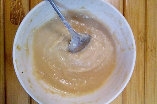 七个月宝宝呕吐但不哭不闹正常吗,7个月婴儿突然呕吐严重怎么办