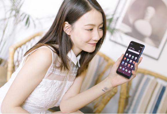 魅蓝s6和iphone6,魅蓝x和苹果6