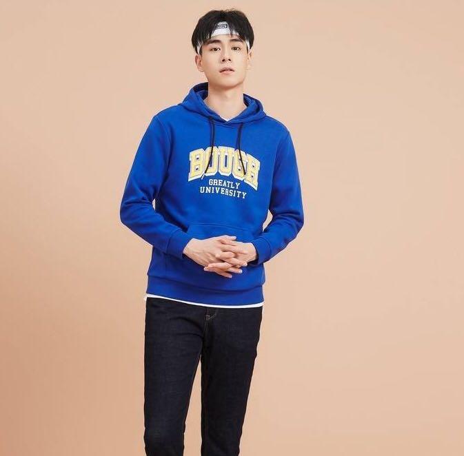 白敬亭和胡一天同框,白敬亭和胡一天出席活动