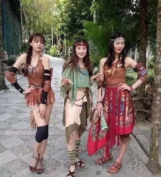 盘点女明星丧心病狂的P图事故，要笑死谁呀？