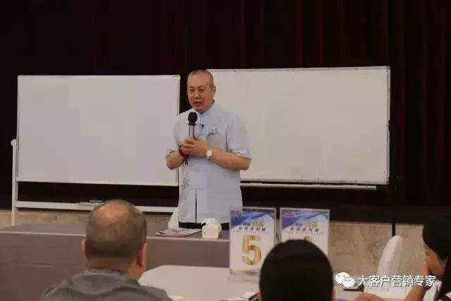 让客户无法拒绝的销售秘诀,做销售怎么才能让客户主动找你