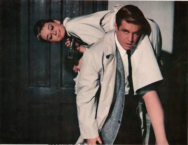 在北上广深杭挣扎的人，你们吃过《蒂凡尼的早餐》吗？