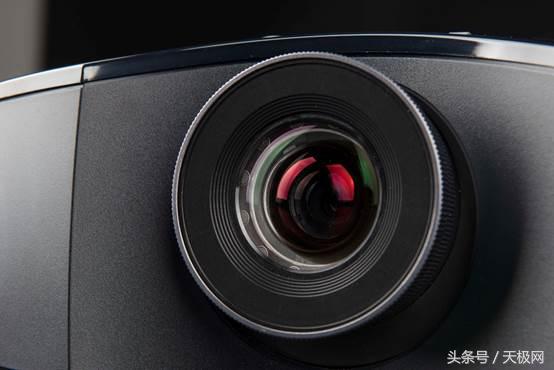 全高清神作索尼VPL-HW48家用投影机上手体验