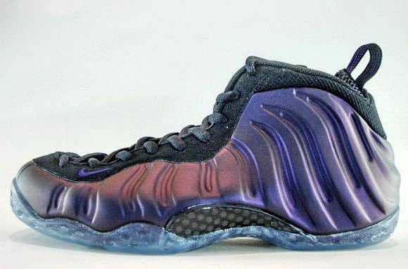 一双喷泡能穿几年,喷泡详细简介