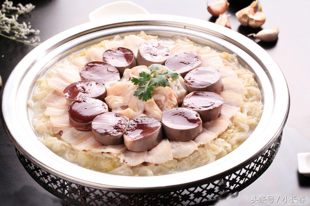 东北杀年猪吃杀猪菜全过程,东北的杀猪菜和血肠的做法大全