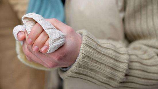 一到冬天手脚冰凉怎么调理最好,一到冬天手脚冰凉的偏方