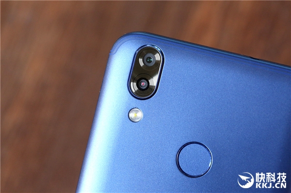 小辣椒7x吃鸡画质,红辣椒7x吃鸡测评