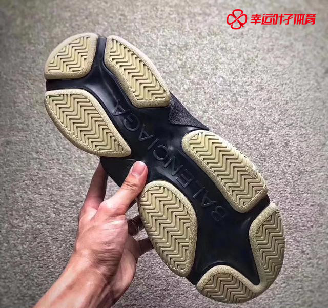 很火的巴黎世家球鞋 (新款巴黎世家球鞋)