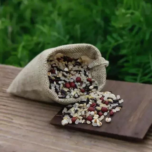 腊八十首经典诗词,赞美腊八饭的诗