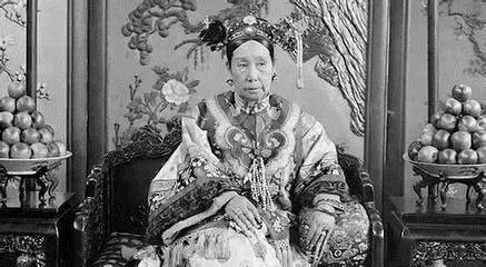 人情味浓厚的中国人,一个臭味相投的人