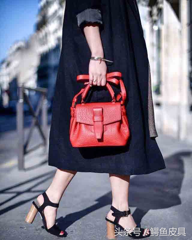 红色过年包包怎么选,今年最火的过新年包包