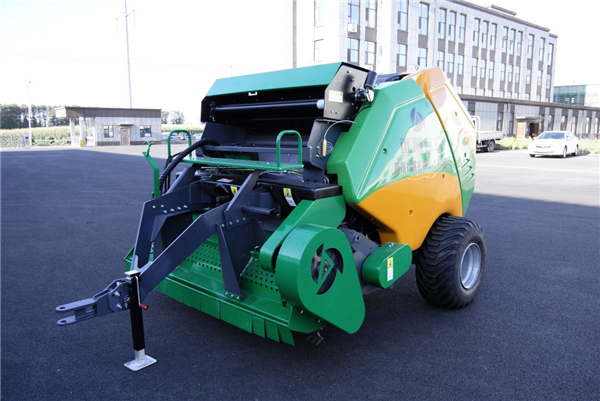 带爪子的打捆机，你见过吗？