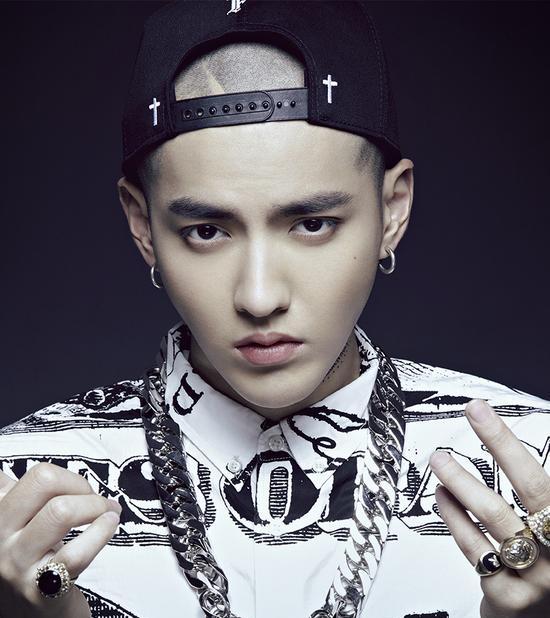 为什么吴亦凡、angelababy、胡歌不用苹果，却用这些手机发微博