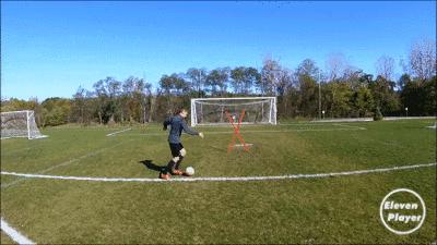 足球过人实用技巧小学生,足球五人制过人小技巧简单