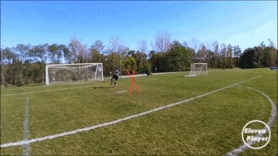 足球过人实用技巧小学生,足球五人制过人小技巧简单