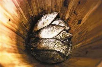 人情味浓厚的中国人,一个臭味相投的人