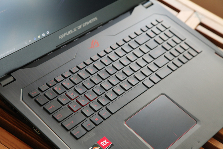 华硕玩家国度z390e参数,8核心cpu的游戏