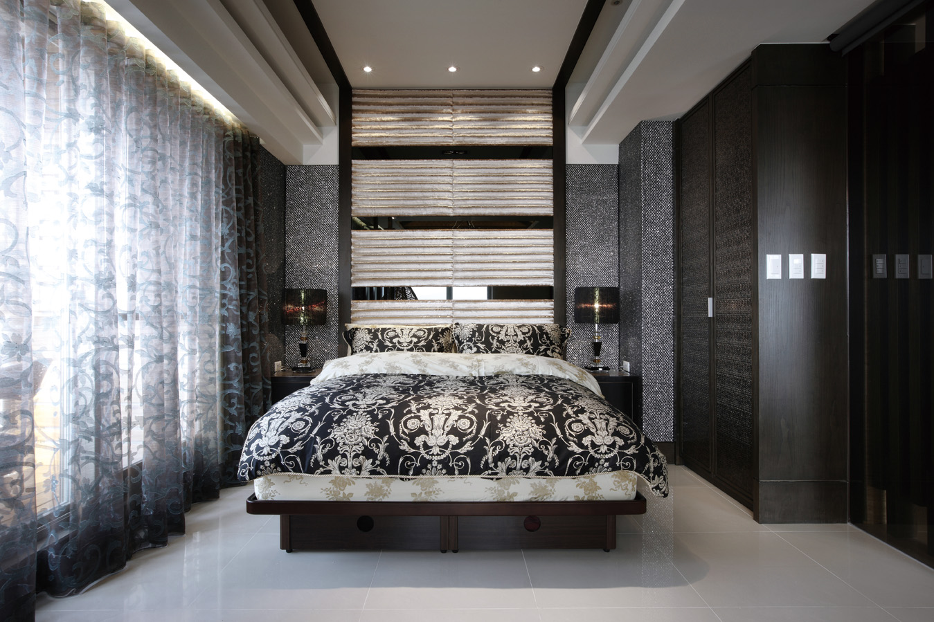 总是吹嘘自己刚装修只花了4万块朋友调侃说出租房都比我家好看