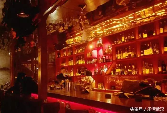 去酒吧点鸡尾酒推荐,去酒吧什么鸡尾酒好喝