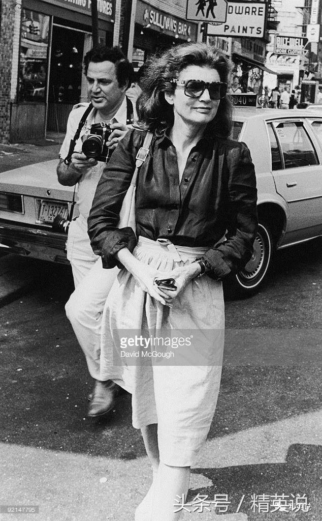 嫁给总统却目睹丈夫被杀,嫁给首富再度守寡,涅槃后的她更传奇