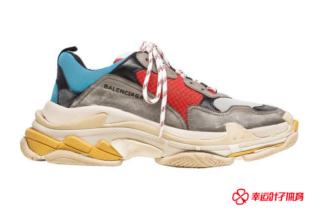 很火的巴黎世家球鞋 (新款巴黎世家球鞋)