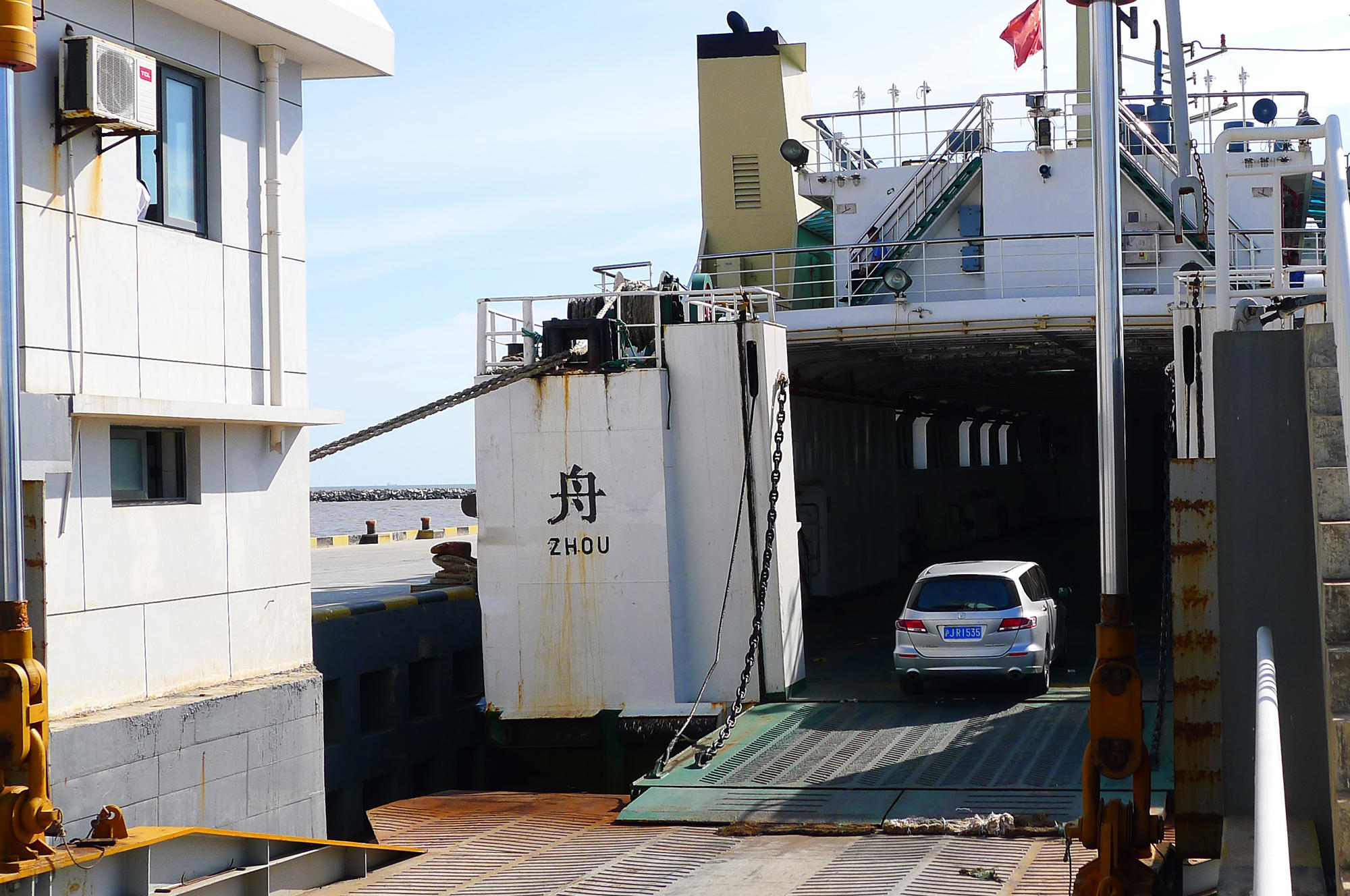 今年第一次钓海鲈鱼,最新钓七星鱼视频