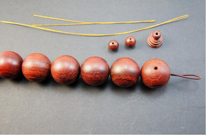 手串穿线的方法和技巧,最简单的手串三通方法