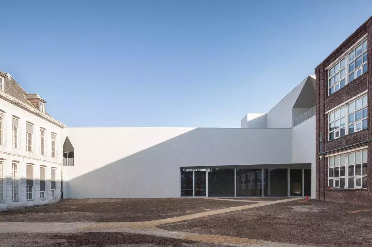 全国十大最美学校排名,世界上最好的10所学校