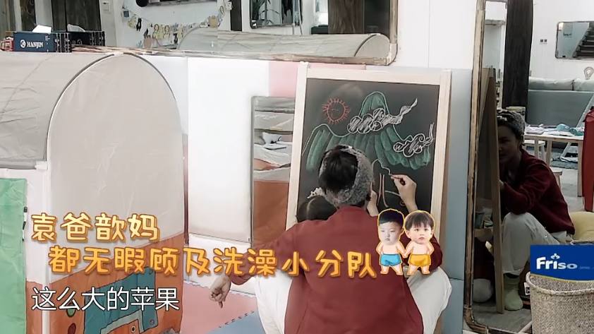 萌宝宝洗澡,萌宝宝自己洗澡