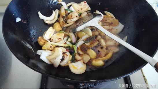 在家做蟹肉煲,美味蟹肉煲