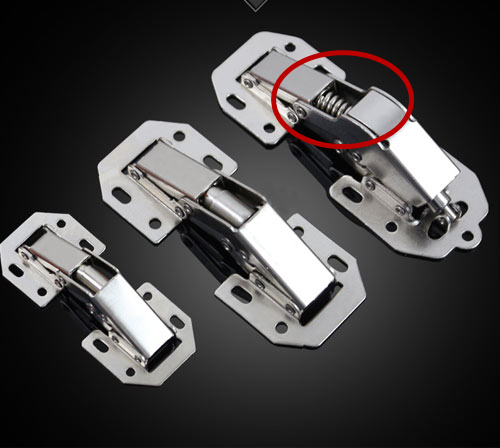 衣柜门关的时候太慢且有响声,衣柜门铰链有咯吱的响声怎么办