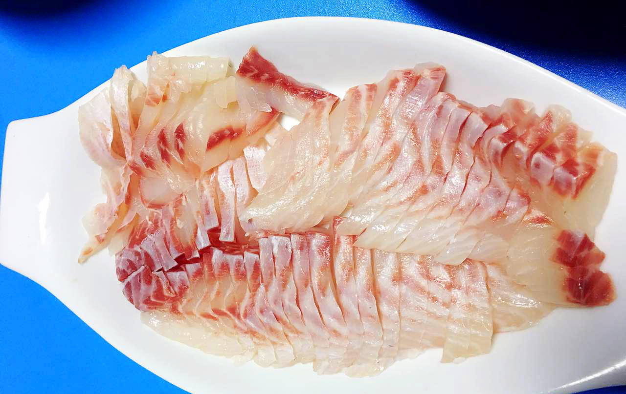 今年第一次钓海鲈鱼,最新钓七星鱼视频