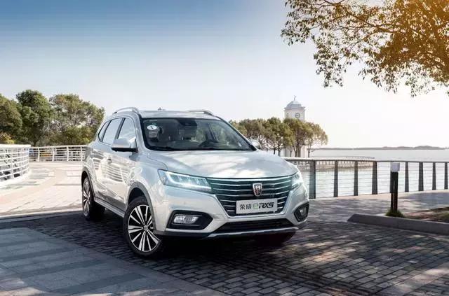 跑赢行业、亮点突出核心蓝筹大象起舞，上汽集团答卷汽车强国之路